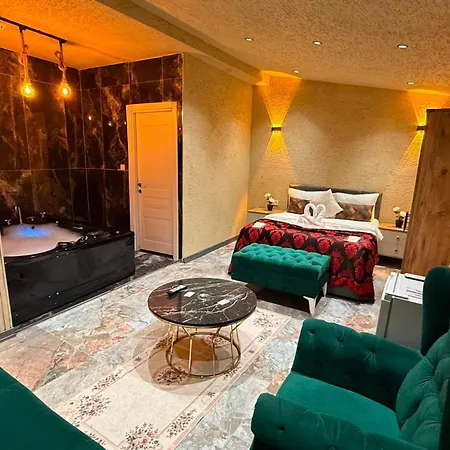 Viyana Hotel 2*